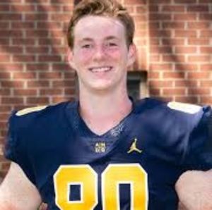 Meet your Posher, Markee